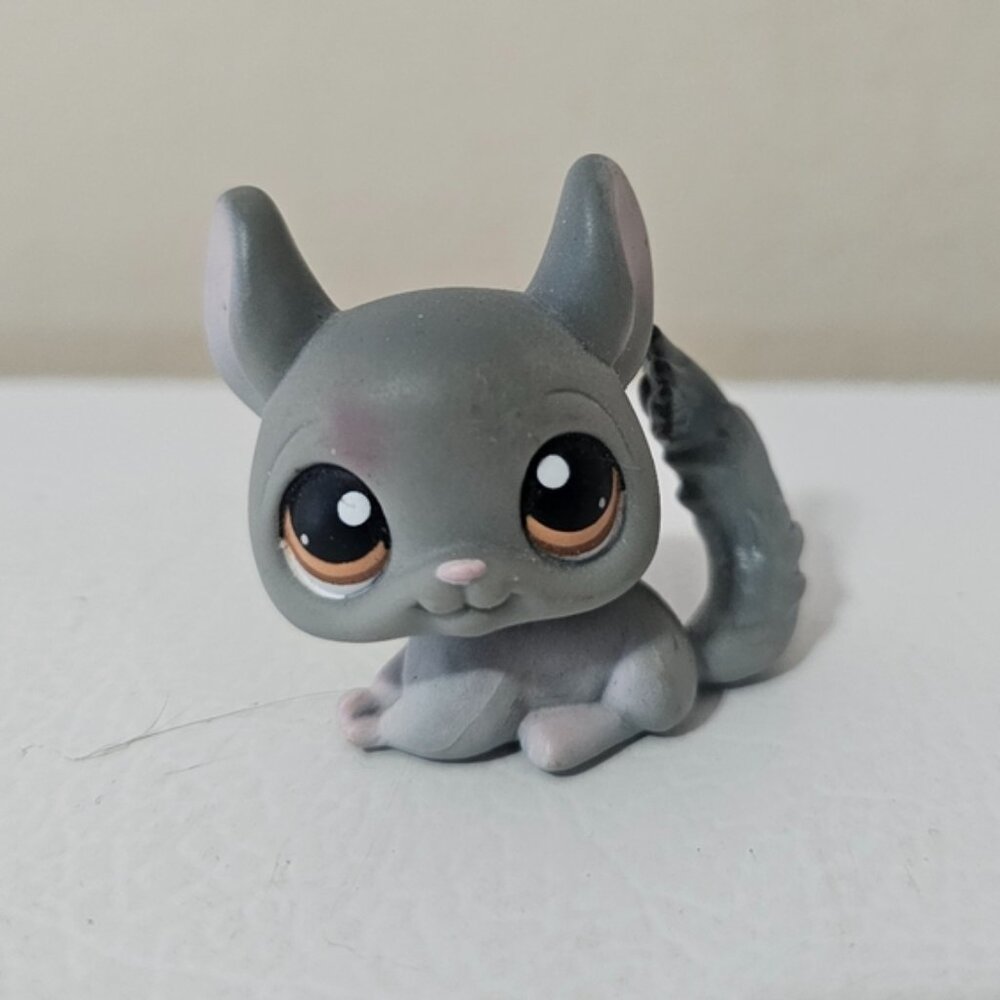 Littlest Pet Shop Rare LPS Chinchilla #144 Authentic Hasbro Toy